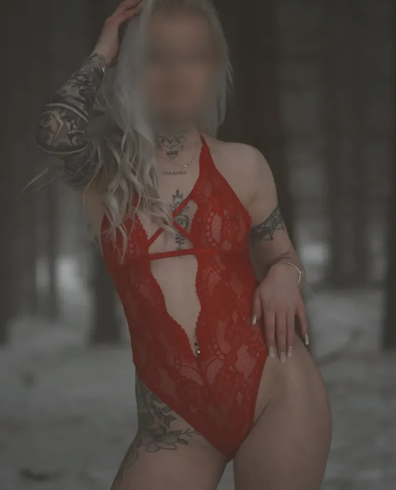 Kerstin, 26